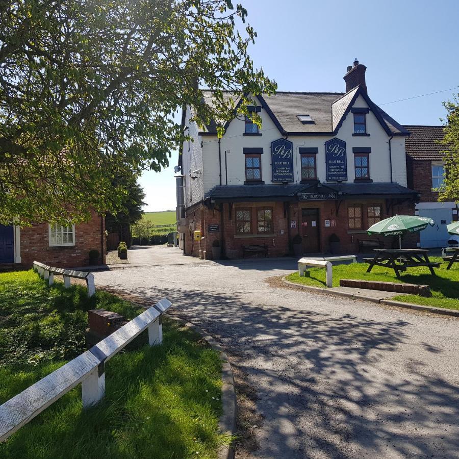 The Blue Bell Inn Weaverthorpe Exteriér fotografie