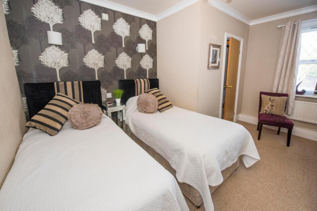 The Blue Bell Inn Weaverthorpe Exteriér fotografie