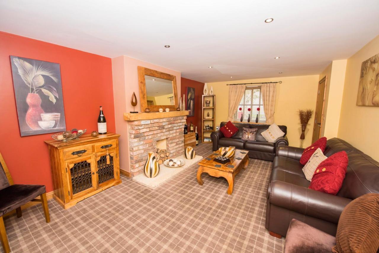 The Blue Bell Inn Weaverthorpe Exteriér fotografie